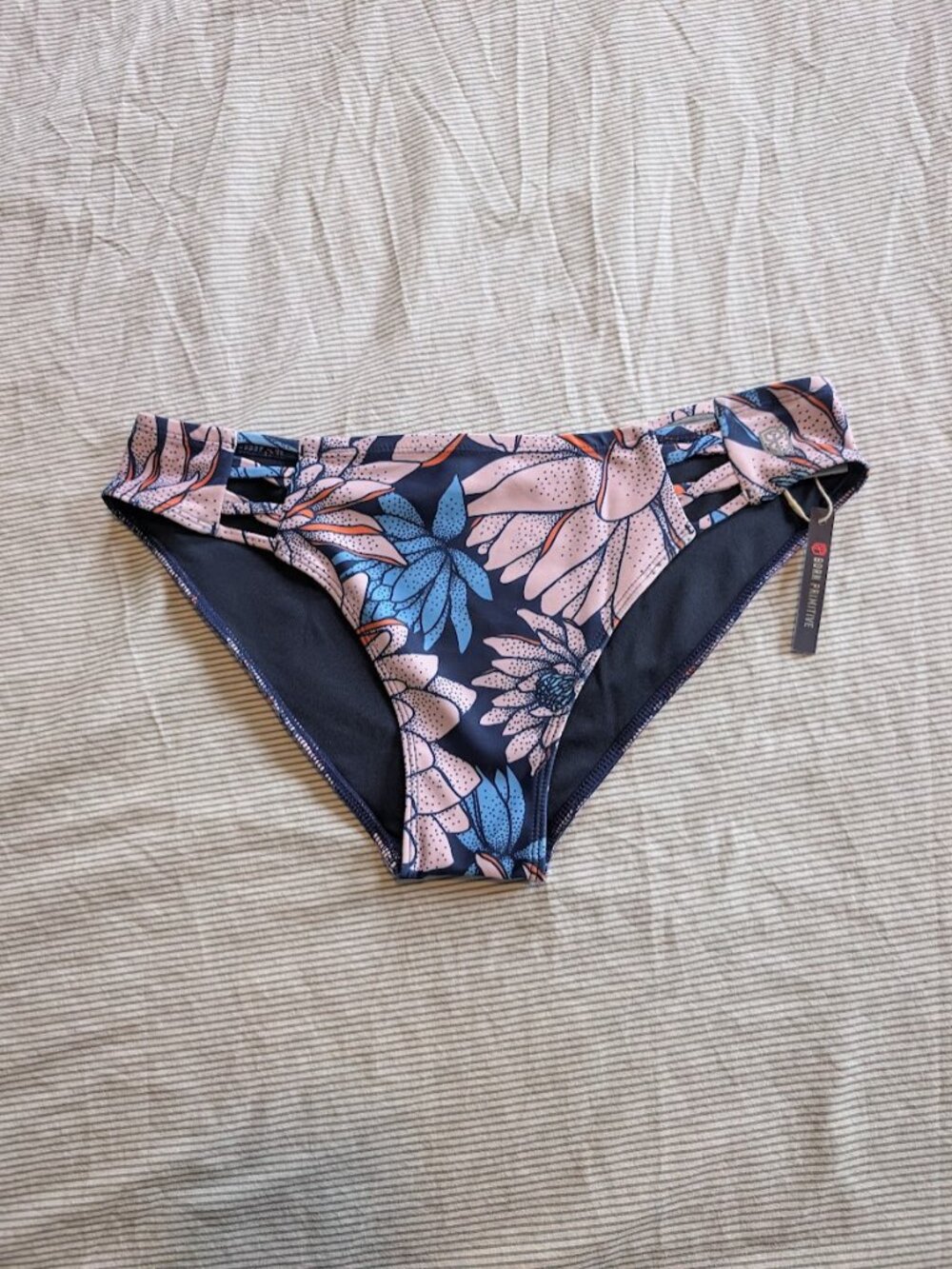 NWT Born Primitive Swim Bottoms Medium